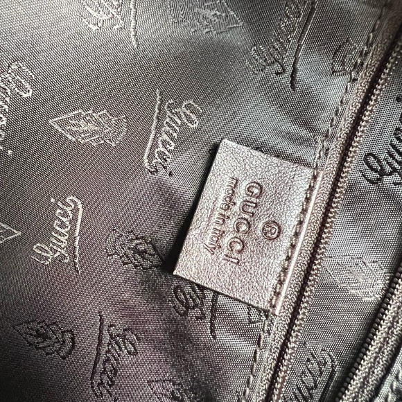 Gucci Duchessa Hobo (Vintage/authentic) - Picture 2 of 9